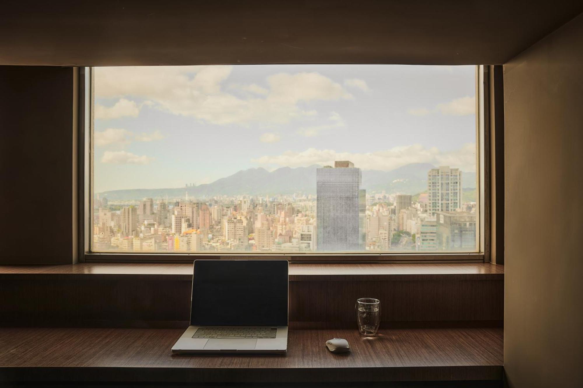 Brown House Hotel - Taipei Main Station Экстерьер фото