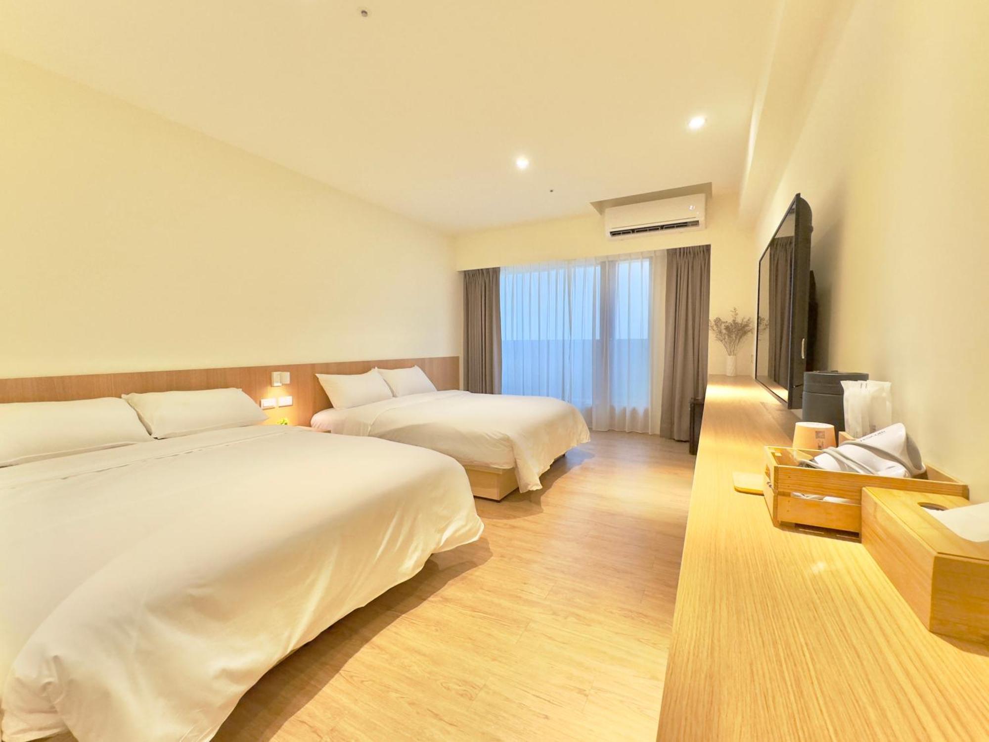 Brown House Hotel - Taipei Main Station Экстерьер фото