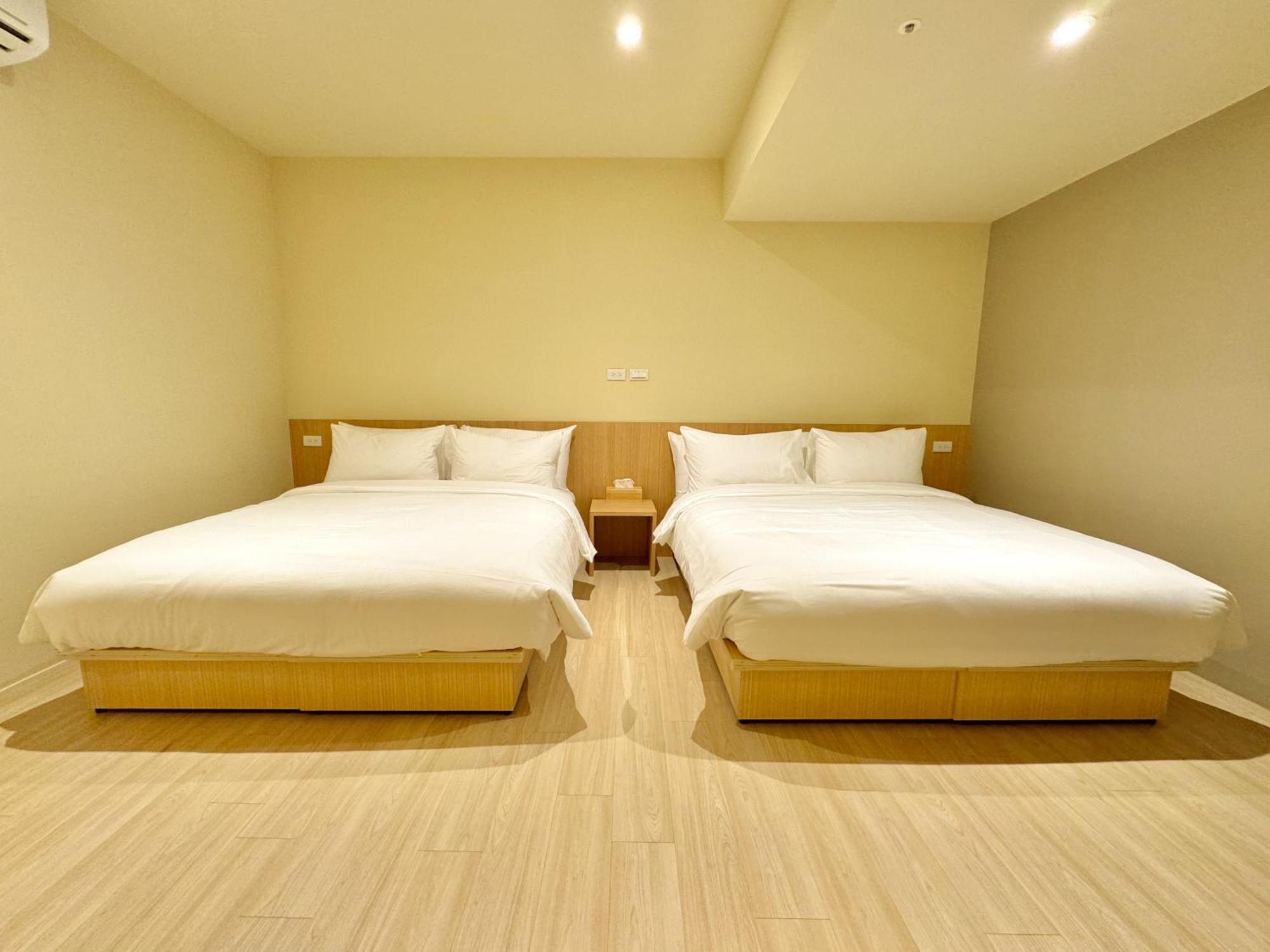 Brown House Hotel - Taipei Main Station Экстерьер фото